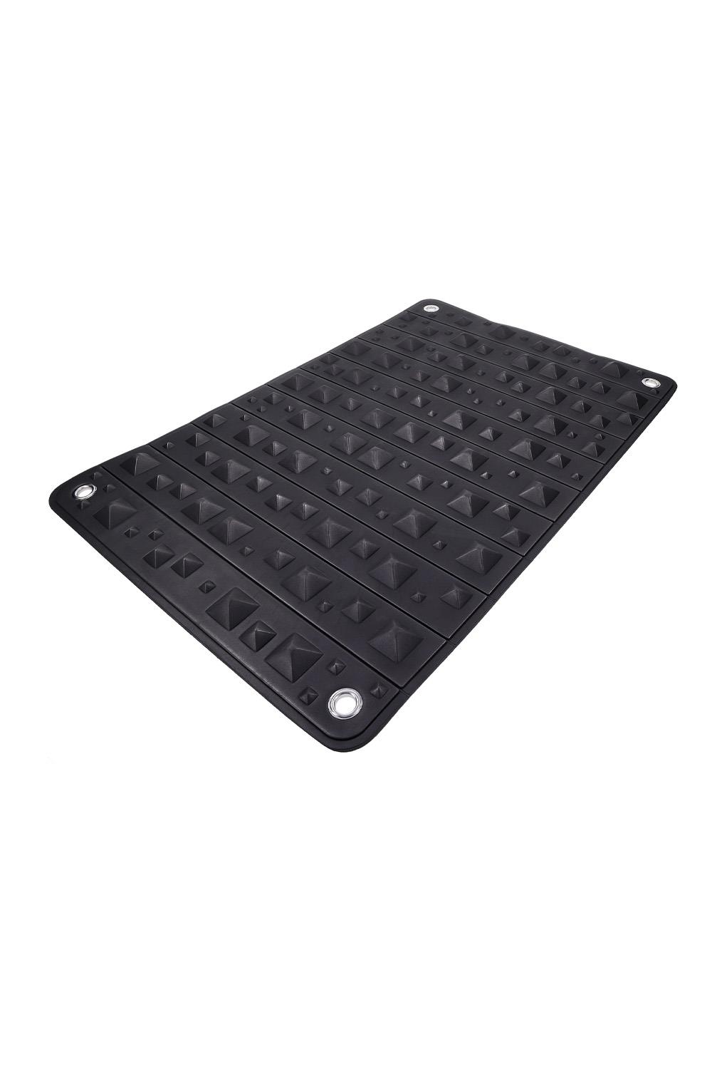 SPORTSHEETS EDGE SPIKED PUNISHMENT MAT